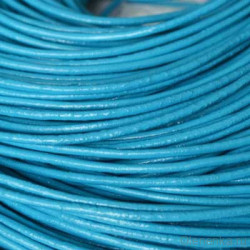 Шнур кожаный натур 3 мм, голубой (1 м)